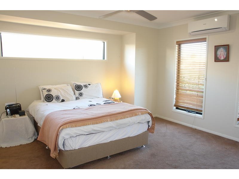 7 Springbrook Place, Moggill QLD 4070